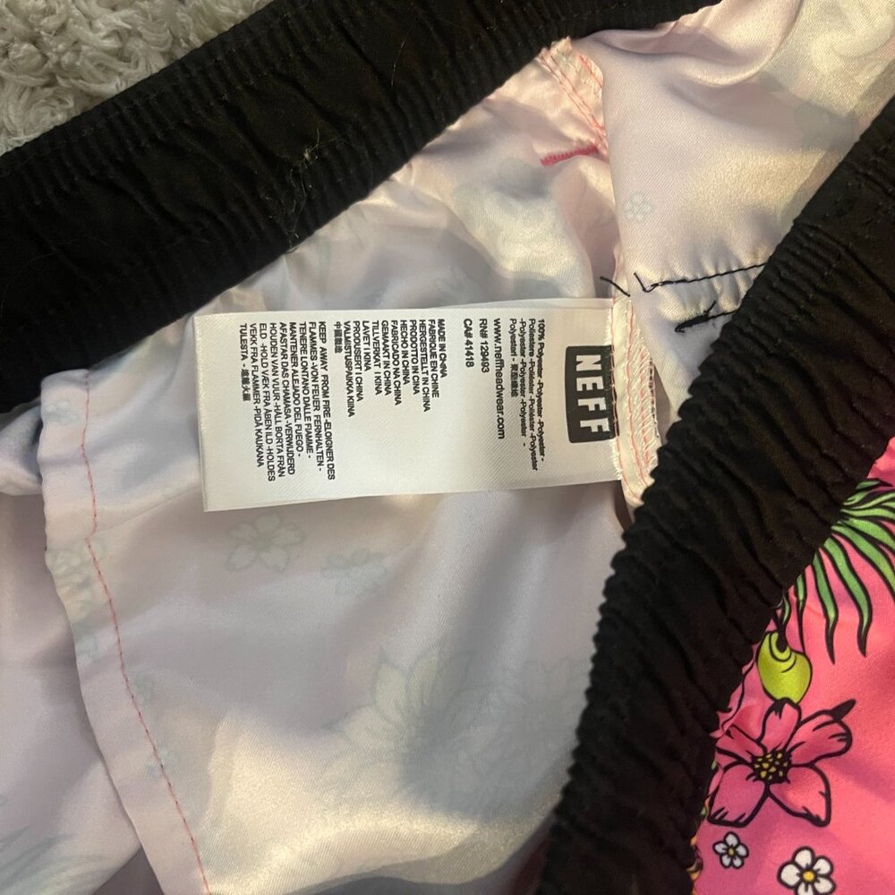 Disney x Neff Pink Mickey Tropical Swim Trunks S - Picture 9 of 9